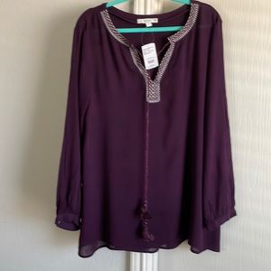 New with tag 1X Dark purple tunic with brown and white embroidery detail.